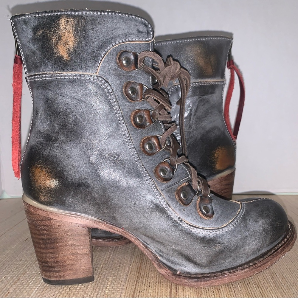 Freebird Borow Boots Ice Gray/Brown distressed Women’s 7 Biker Western Boho - Picture 10 of 16